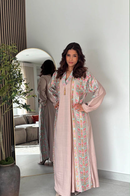 Robe longue évasée brodée - Rose poudré