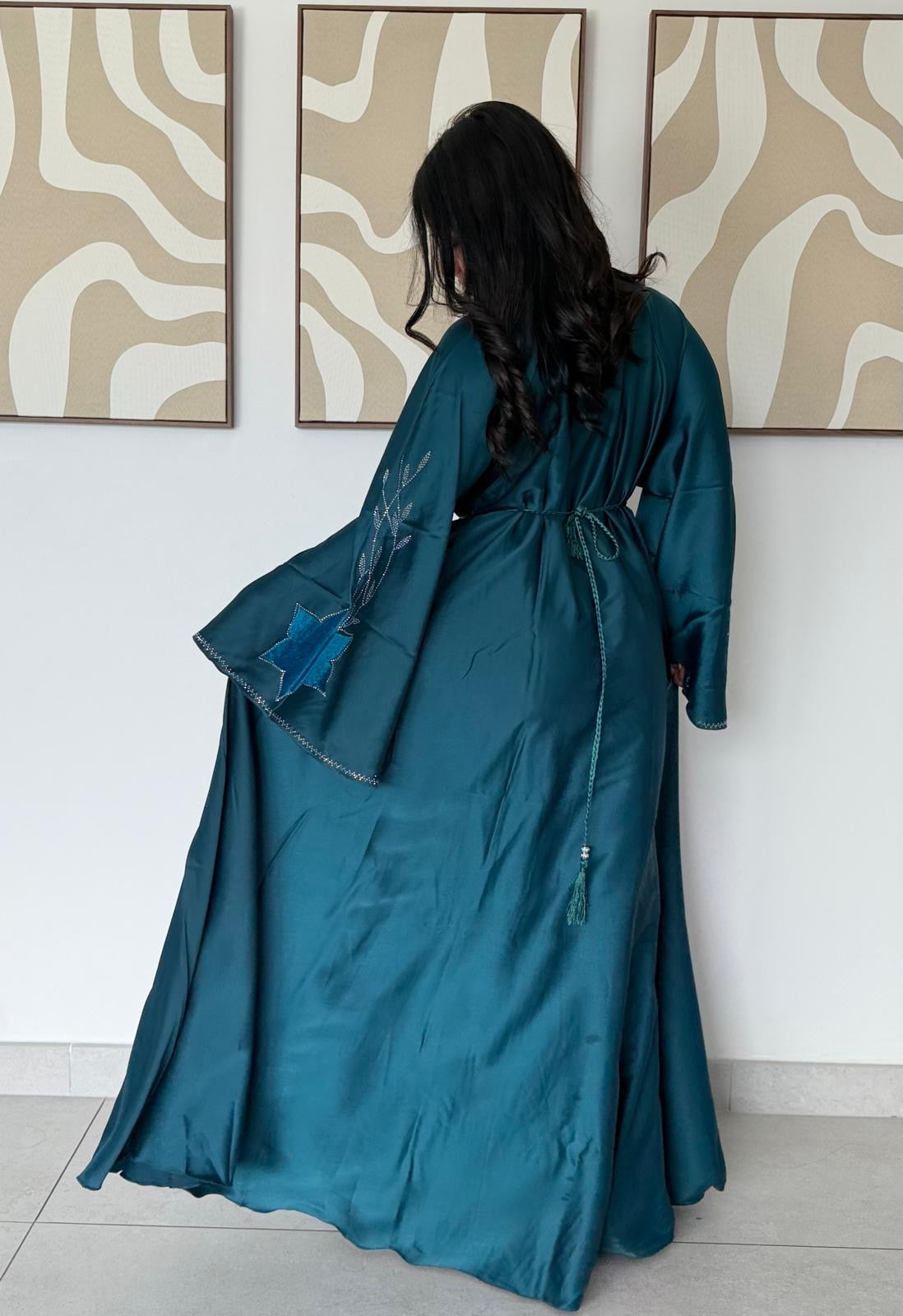 Abaya en Nida Texturé
Couleur